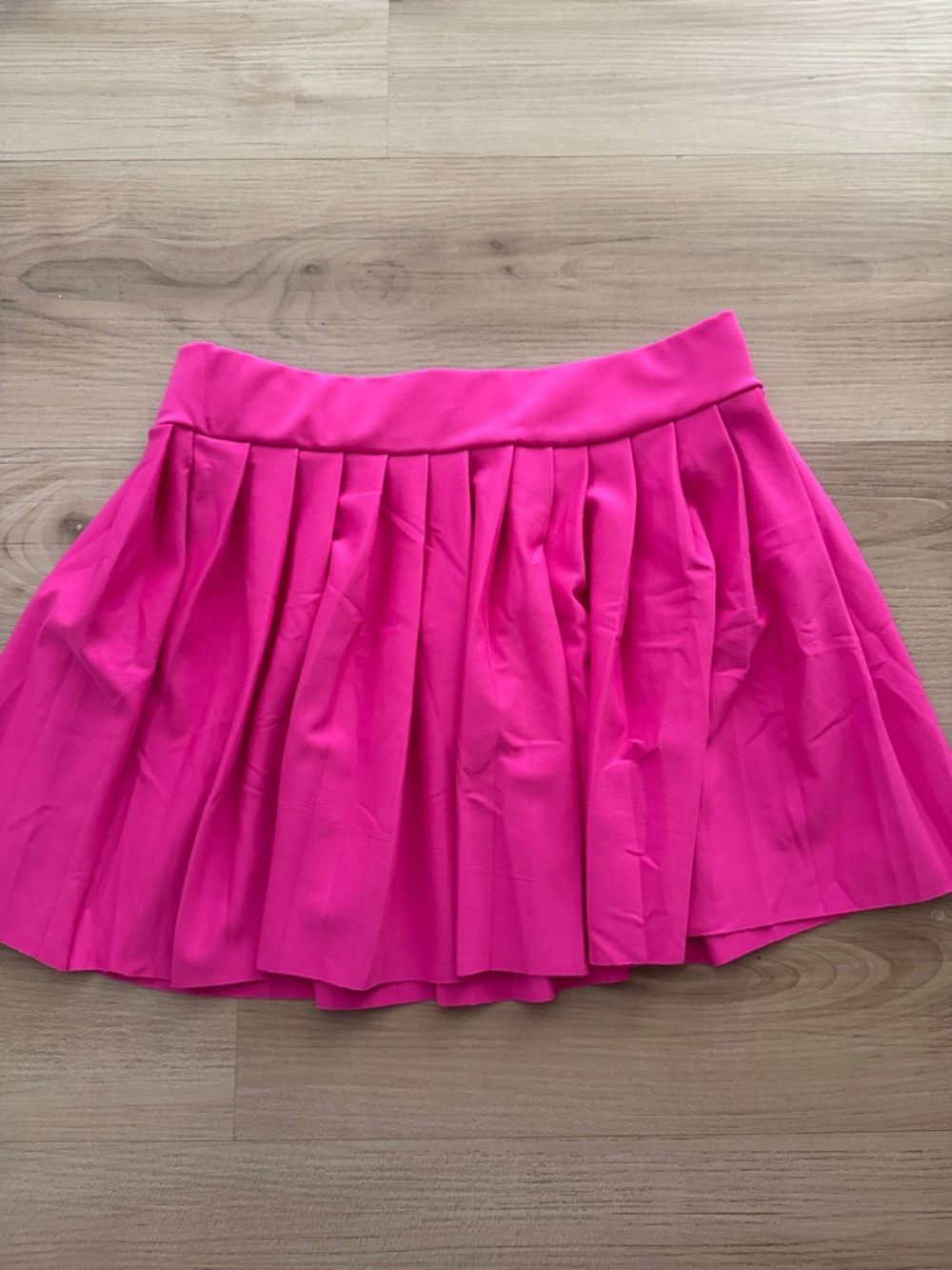 Women's Pink Pleated Mini Skirt